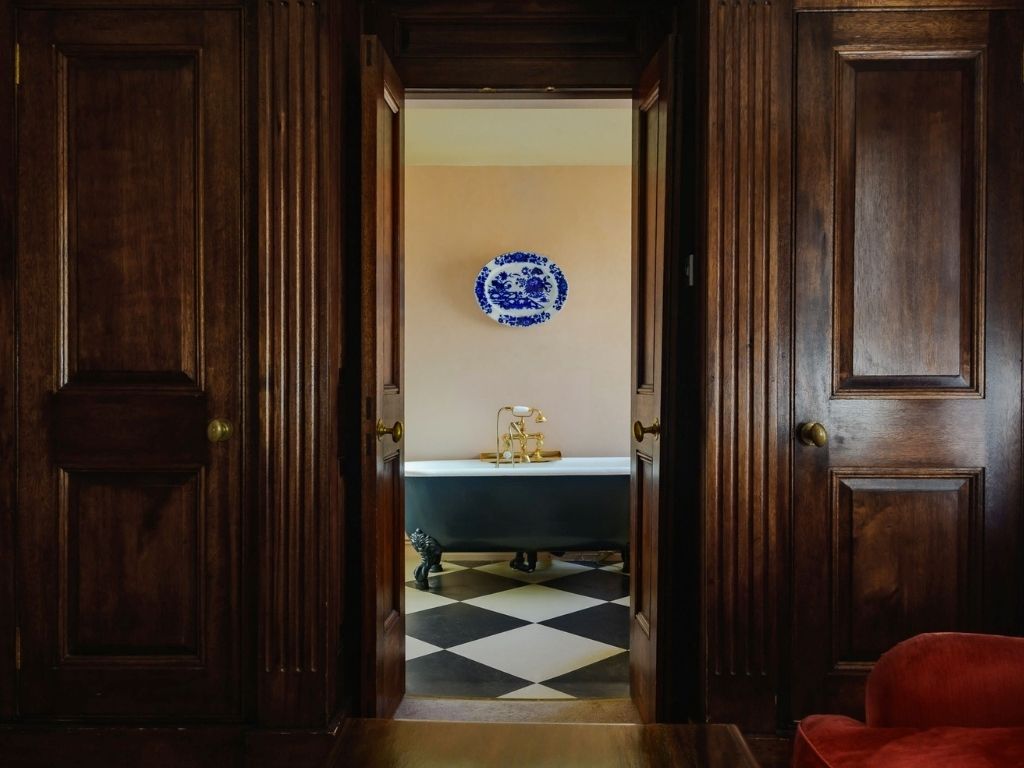 Rookery Superior Cornock Bathroom